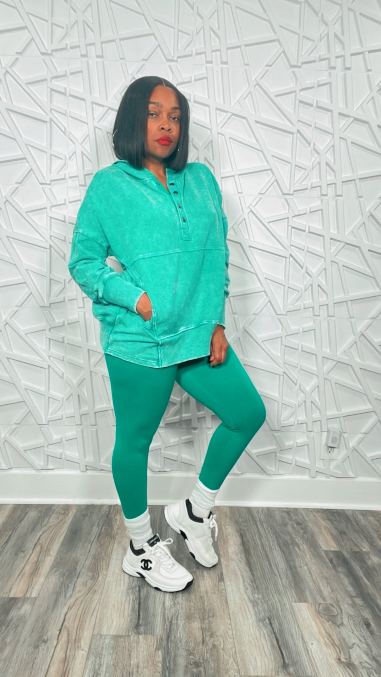 Pretty in the Hoodie Mineral Wash Pullover & Legging Set ( Kelly Green)