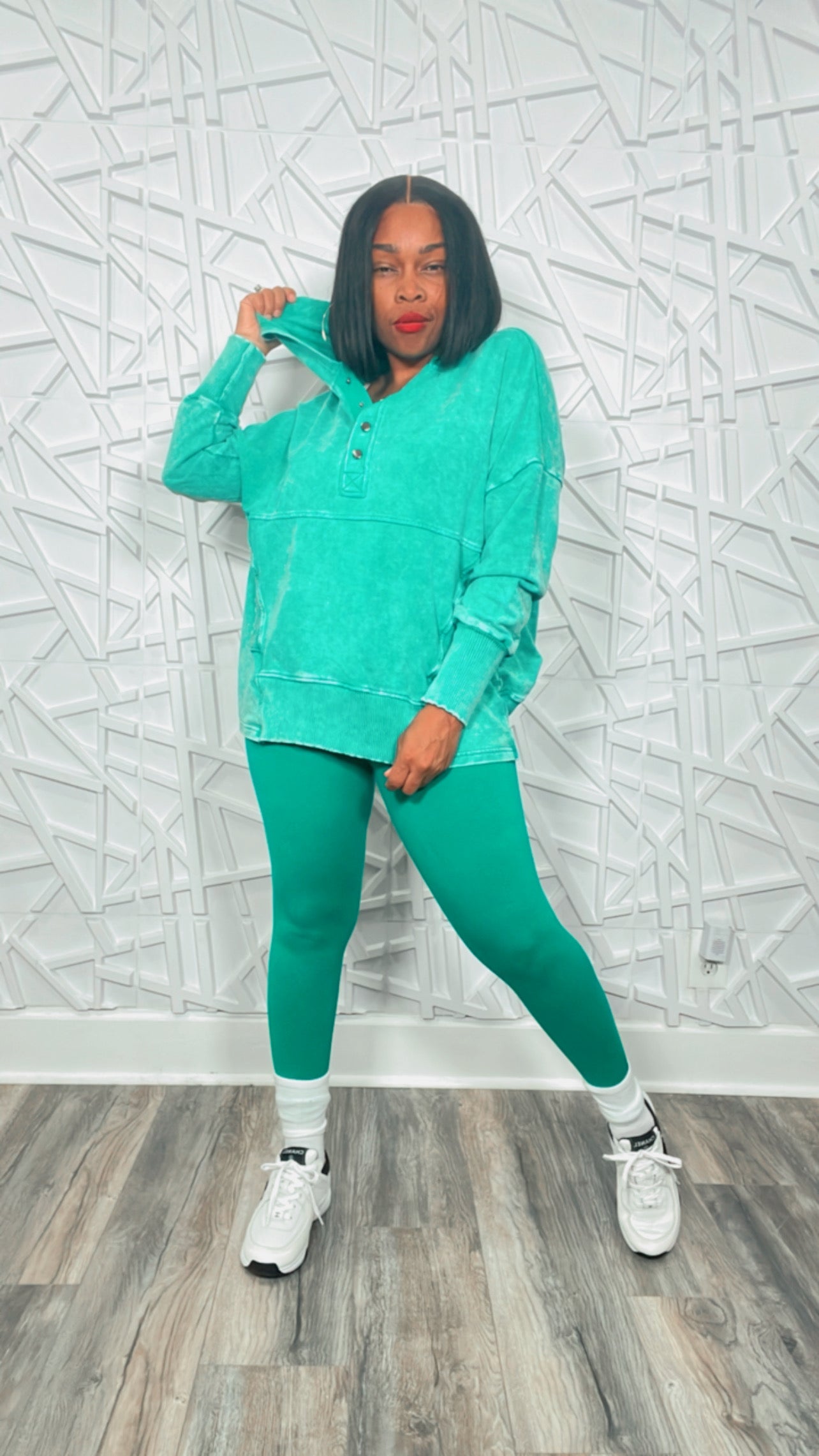Pretty in the Hoodie Mineral Wash Pullover & Legging Set ( Kelly Green)