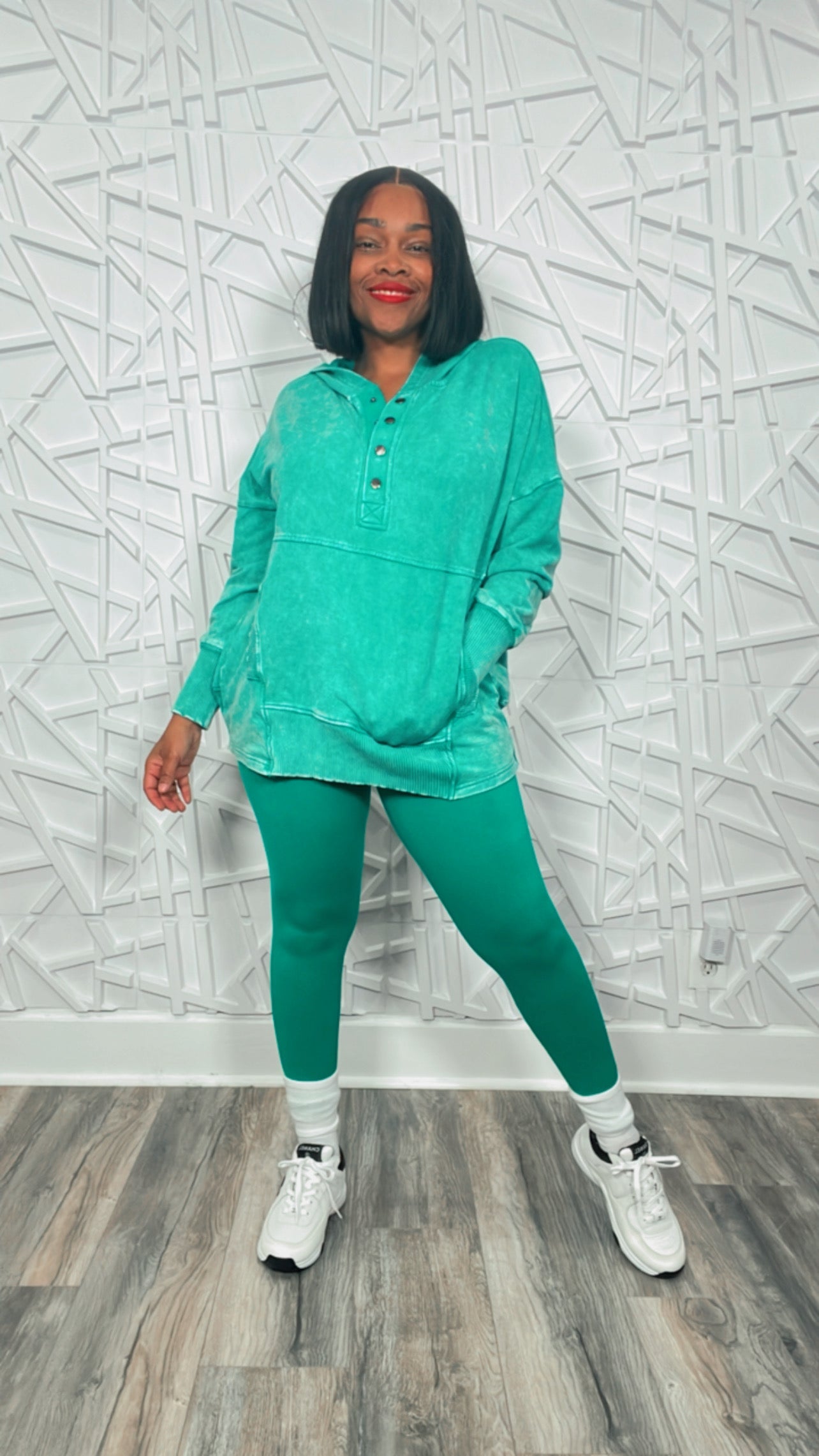 Pretty in the Hoodie Mineral Wash Pullover & Legging Set ( Kelly Green)