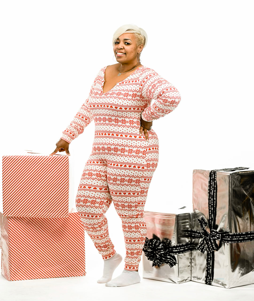 Curvy/Plus Red & White Snowflake Christmas Onesien