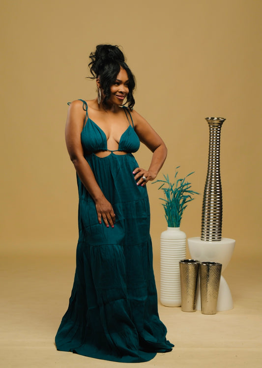 Pretty in Garb Maxi Dress (Teal)