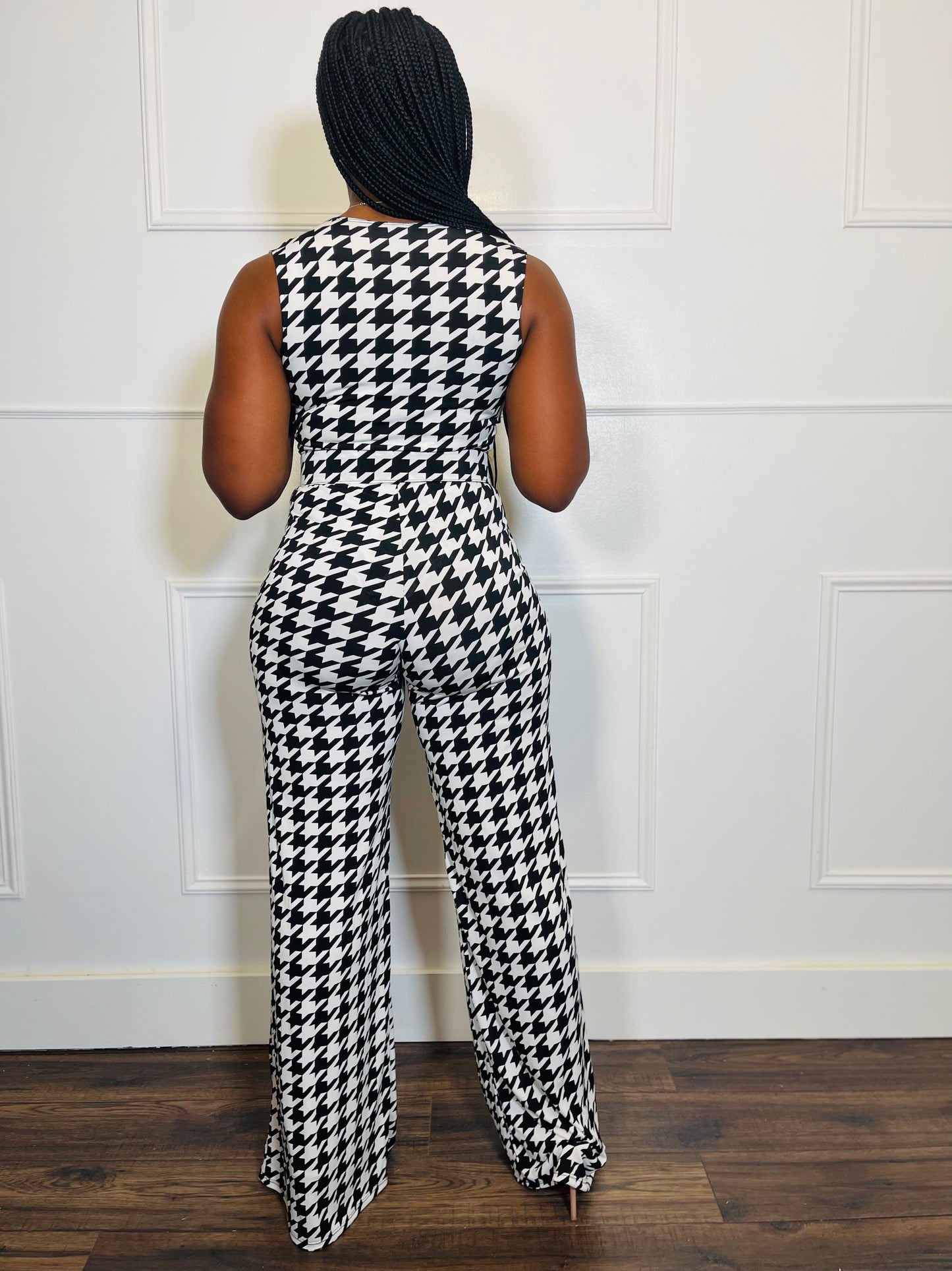 Pretty in Houndstooth Jumpsuit(up to XL)